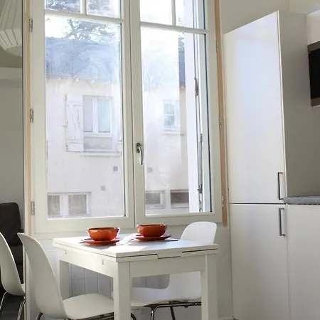 Les Aloes, - Proche Des Commerces Et De La - Centre - Lb330-009 Apartment